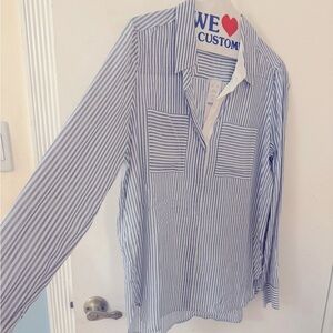 NWT WOMENS BLOUSE-WHITE HOUSE BLACK MARKET. BLUE&WHITE STRIPE W/CONTRAST POCKET